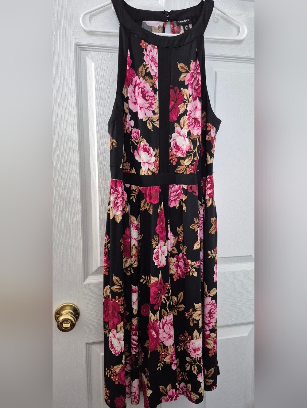 Torrid Floral summer spring dress size 00 plus size 10 12 curvy warm vacation